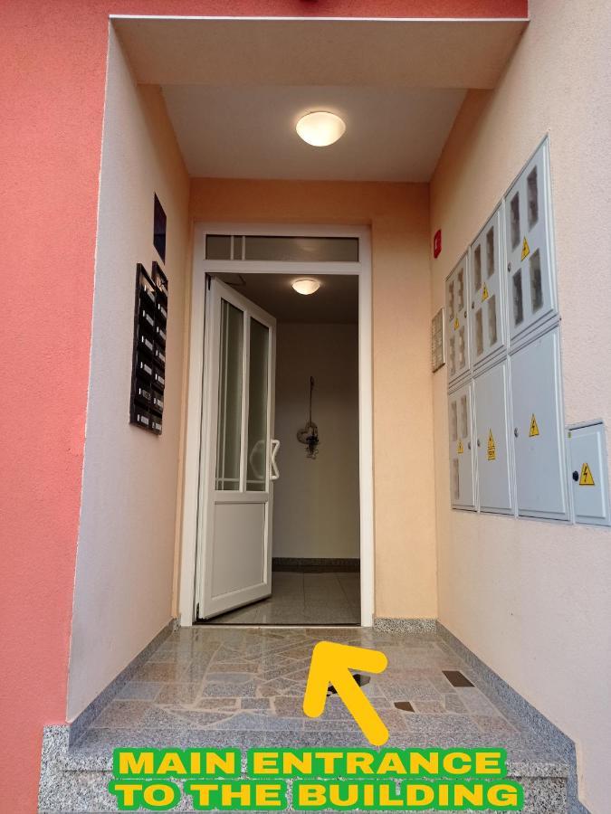 Studio Vita Julija Πούλα Εξωτερικό φωτογραφία