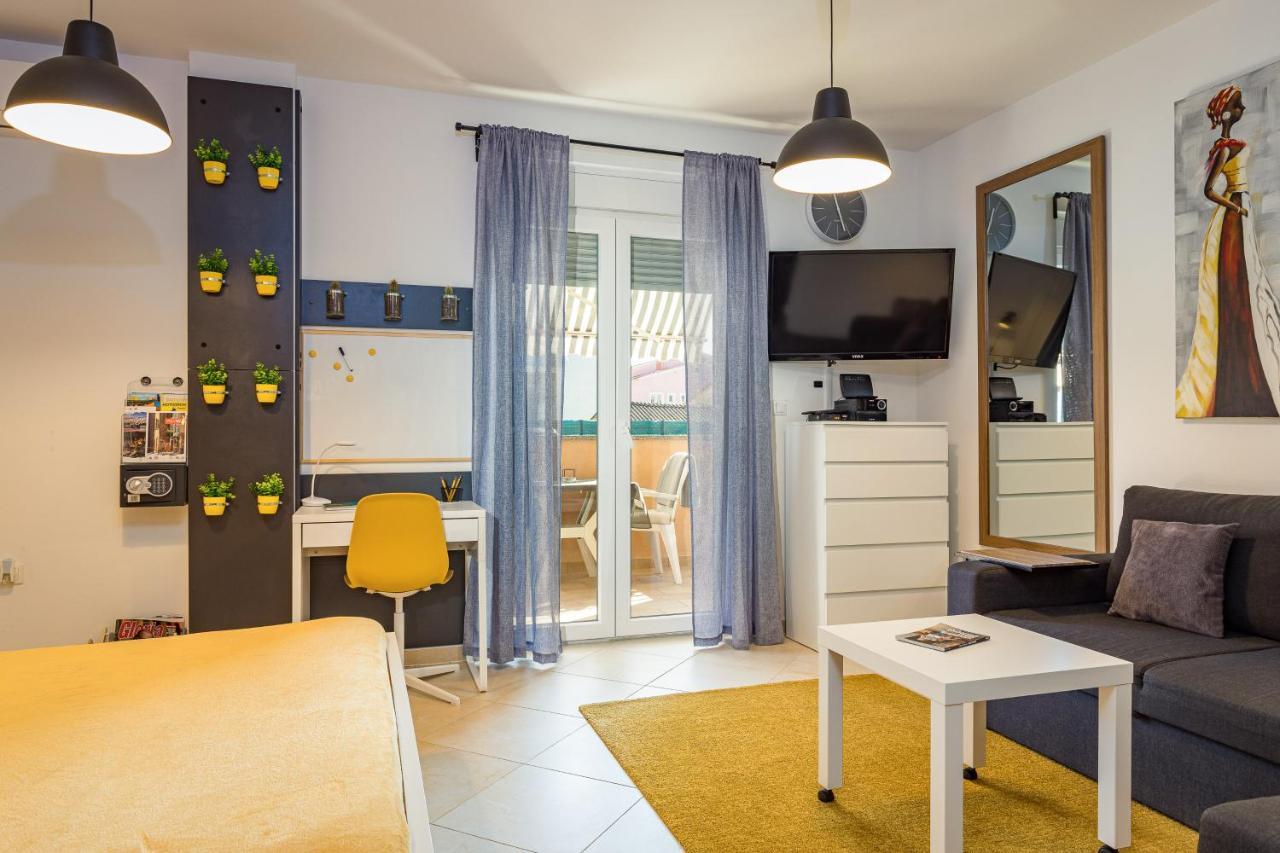Studio Vita Julija Πούλα Εξωτερικό φωτογραφία
