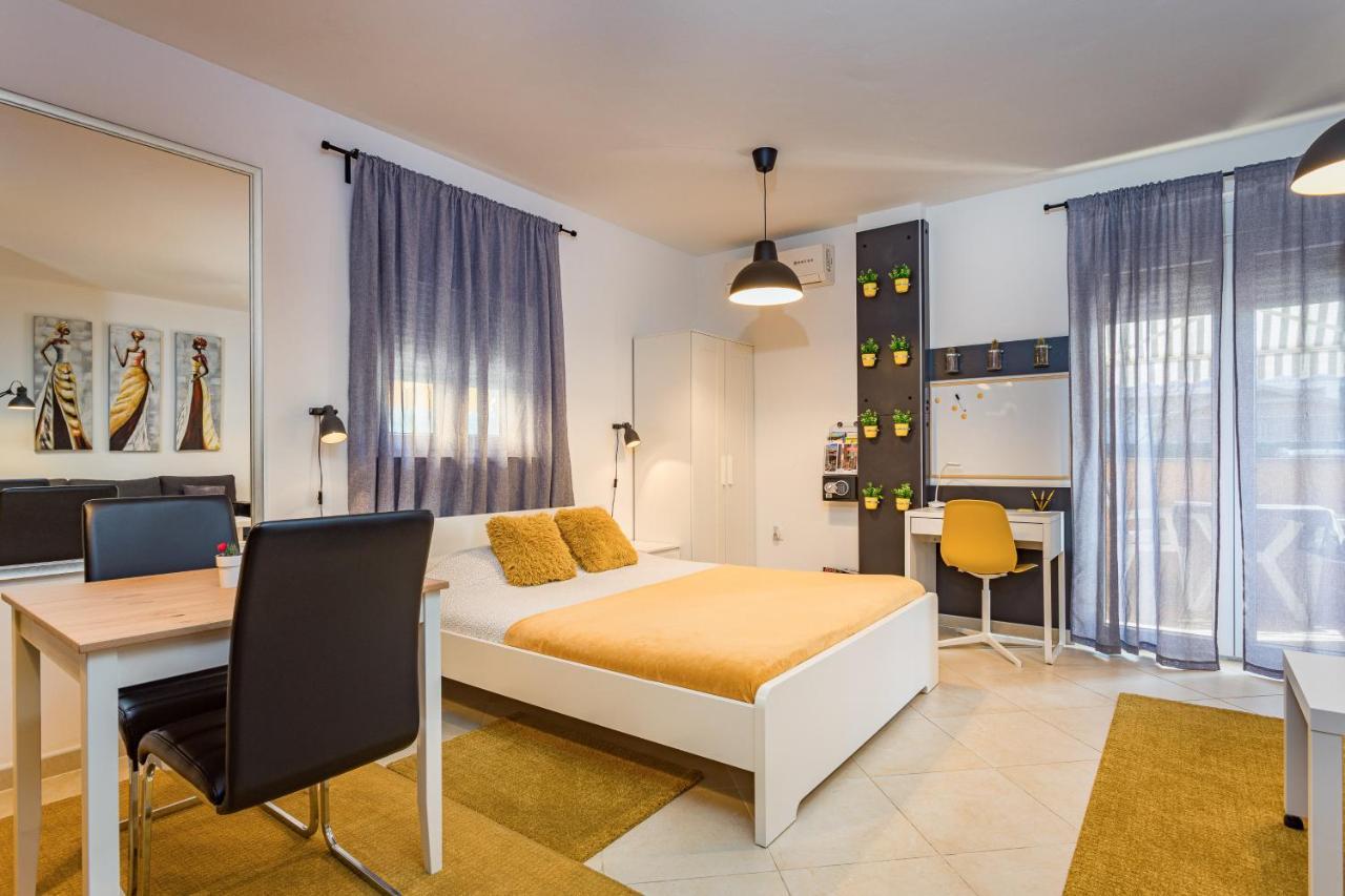 Studio Vita Julija Πούλα Εξωτερικό φωτογραφία